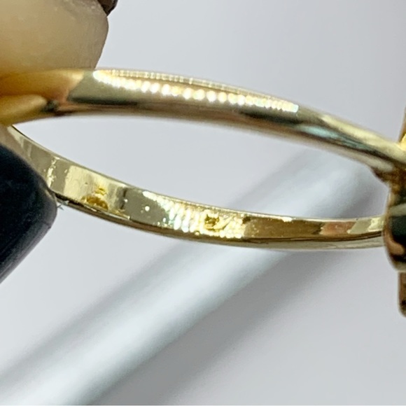 NEW gold plated sparkling flower solitaire cocktail ring sz 7 - Picture 6 of 10